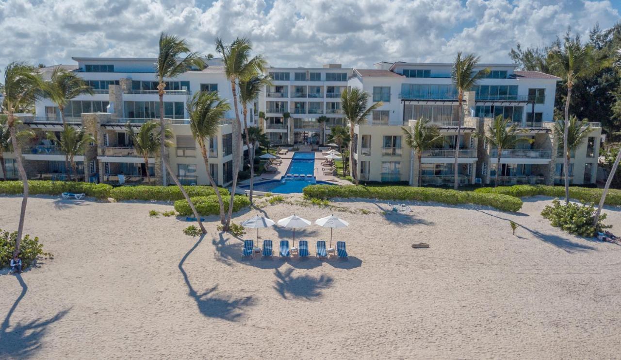 Costa Atlantica Punta Cana - Beach Vacation Condos Kültér fotó