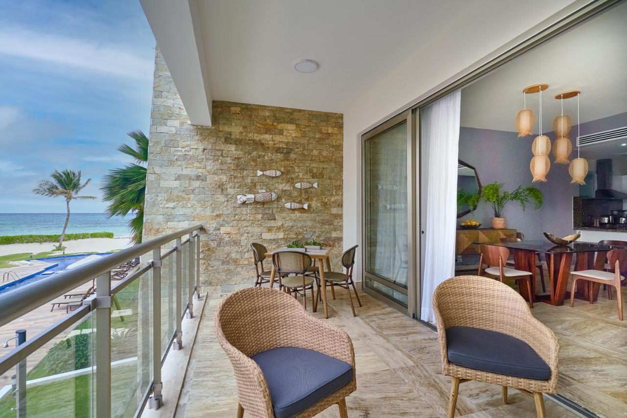 Costa Atlantica Punta Cana - Beach Vacation Condos Kültér fotó