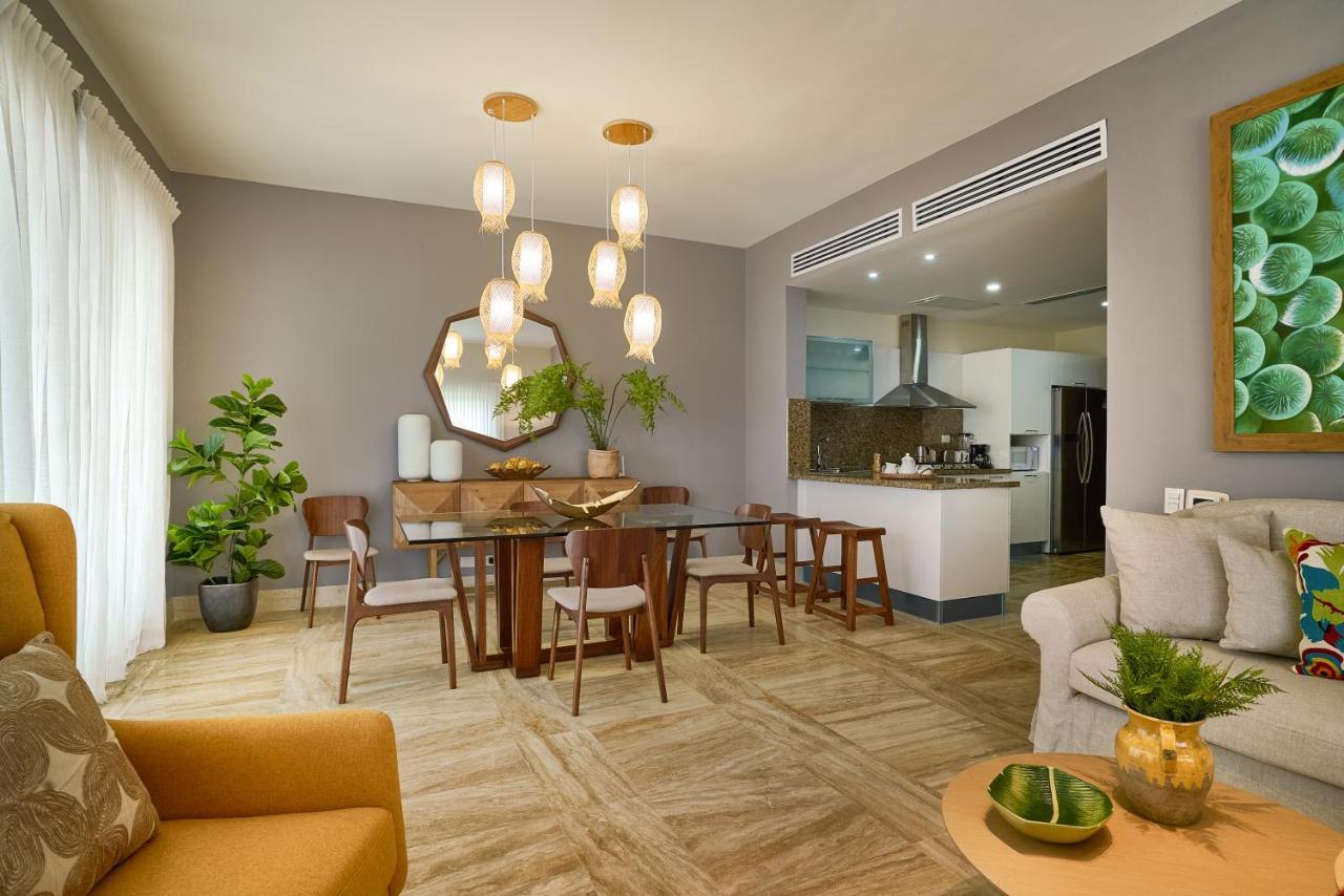 Costa Atlantica Punta Cana - Beach Vacation Condos Kültér fotó